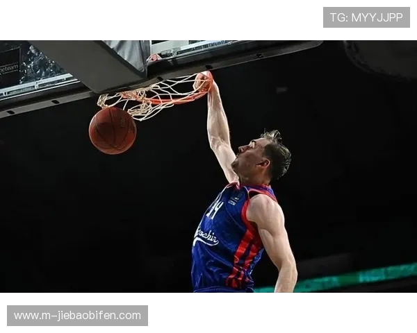 老鹰爵士对攻大战预计高分，防守漏洞成焦点