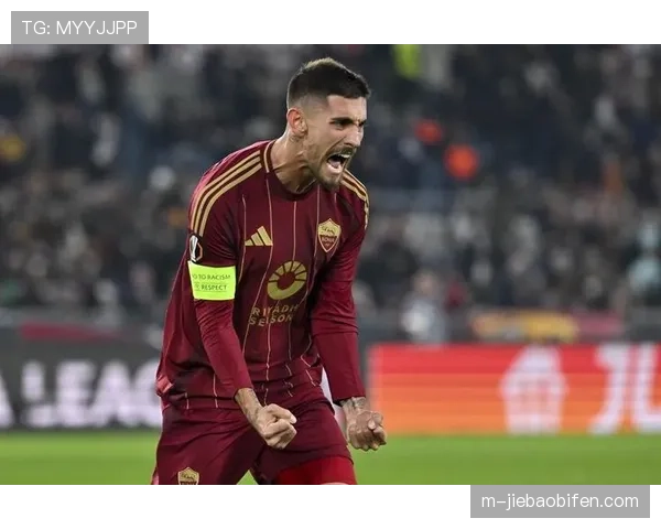 特写：泪别罗马奥林匹克球场，前队长佩莱格里尼赛后独自绕场致谢